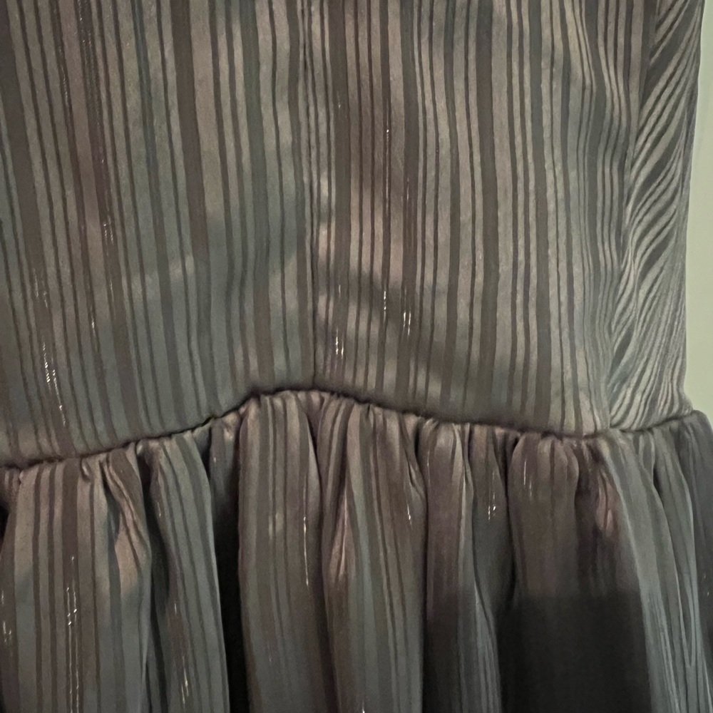 NWT BEBE Metallic magnolia frost dress - Picture 4 of 6